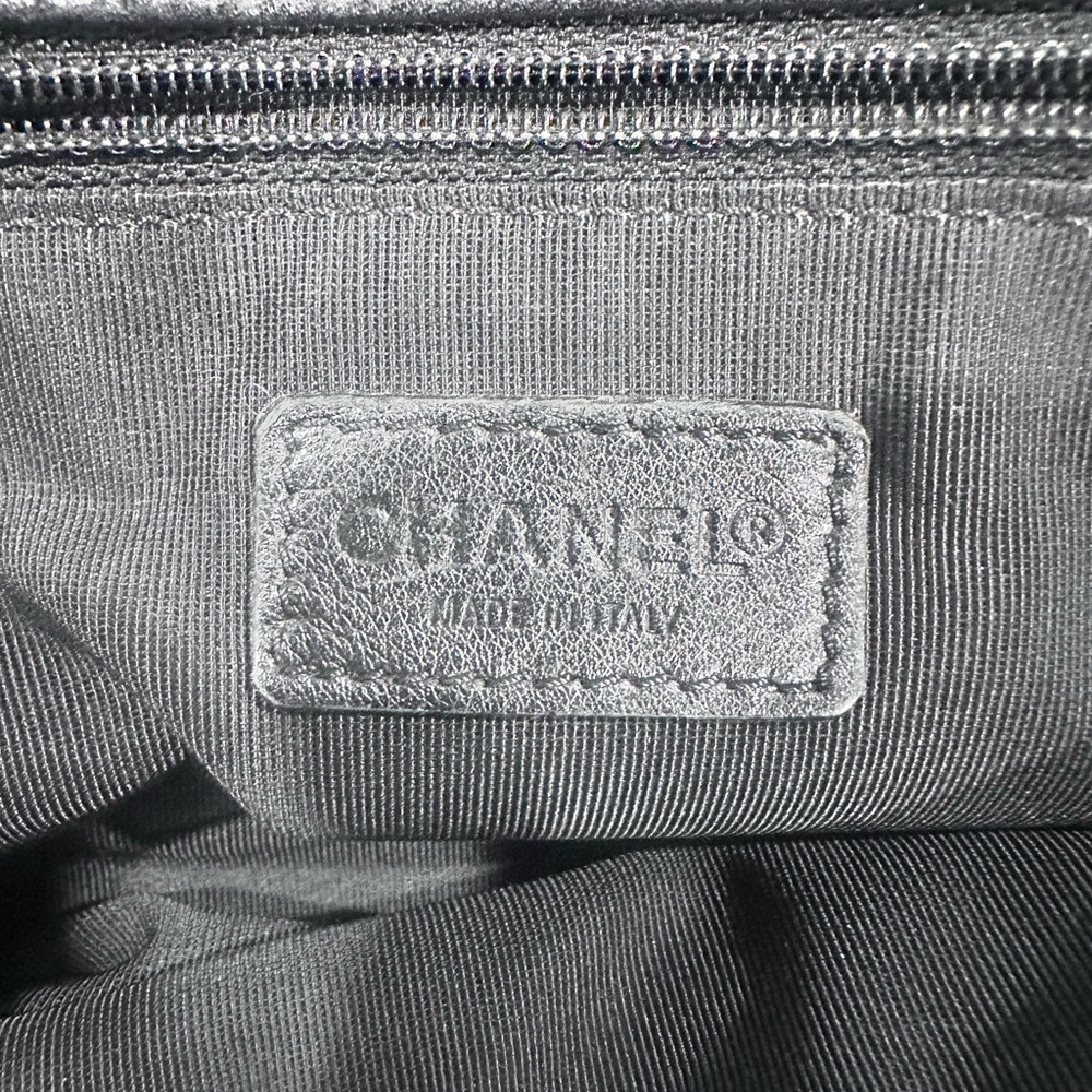 Chanel Black Leather Tote Bag - Picture 5 of 9